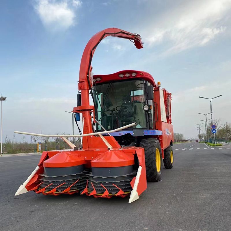 自走式青儲機(jī)