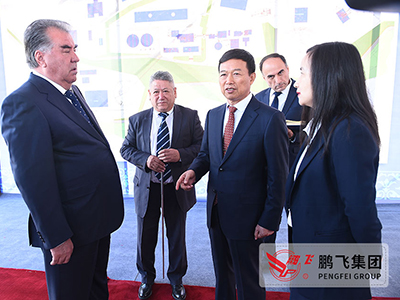 董事長王家安陪同塔吉克斯坦總統埃莫馬利·拉赫蒙出席由鵬飛總承包該國日產3300噸水泥生產線EP項目奠基儀式