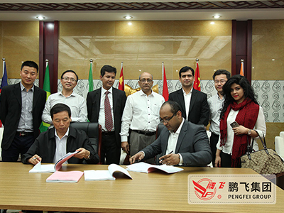 董事長王家安與孟加拉客戶簽訂訂單合同